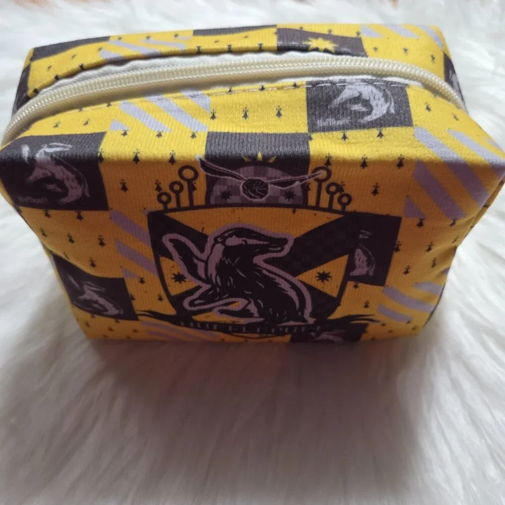 Harry Potter Hufflepuff Cosmetic Bag